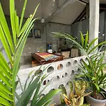 Reeneo Guesthouse
